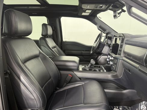 Used 2025 Ford F150 Lariat AWD/4WD image 10