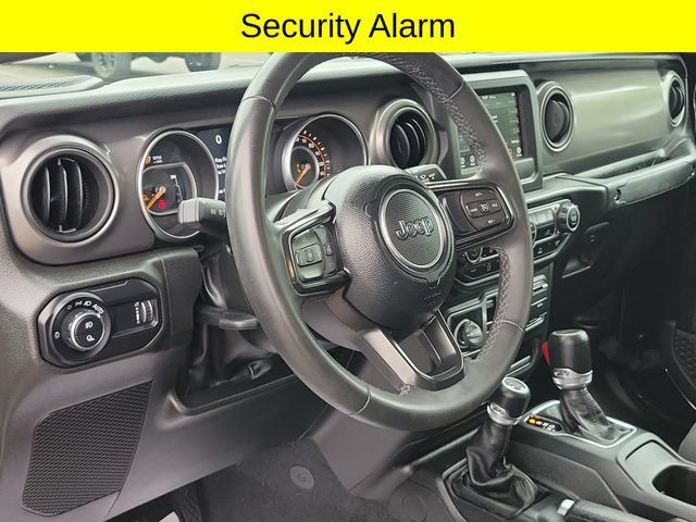 Used 2023 Jeep Gladiator Mojave AWD/4WD image 23