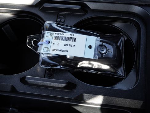 Used 2025 Ford F350 Platinum image 38