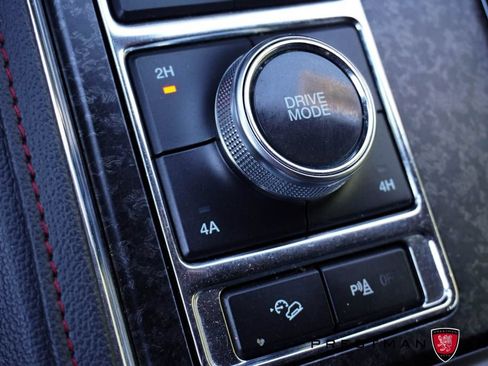 Used 2024 Ford Expedition Limited AWD/4WD image 41
