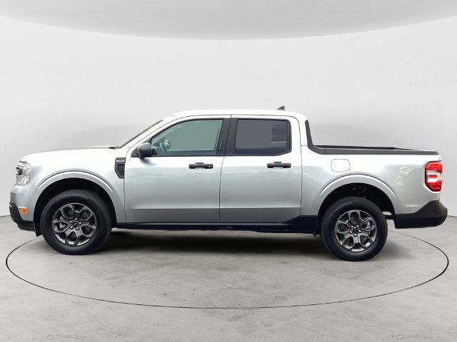 Used 2023 Ford Maverick XLT FWD image 2