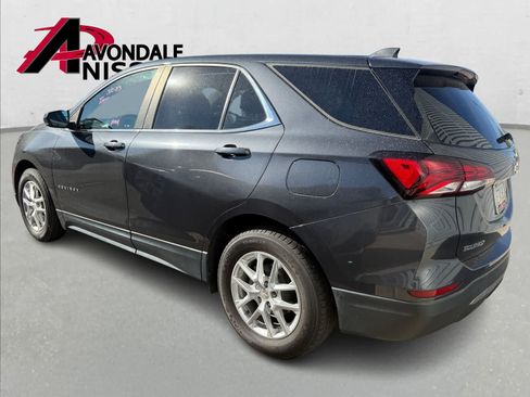 Used 2022 Chevrolet Equinox LT image 3