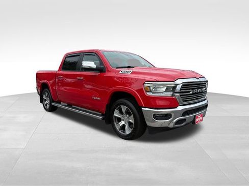 Used 2022 RAM 1500 Laramie AWD/4WD image 1