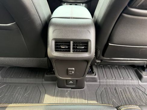 Used 2023 GMC Terrain AT4 AWD/4WD image 25