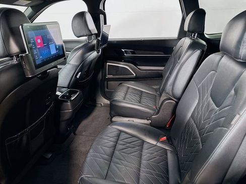 Used 2023 Kia Telluride EX X-Line AWD/4WD image 19