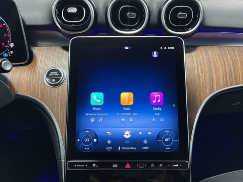 Used 2025 Mercedes-Benz C 300 4MATIC Sedan image 24