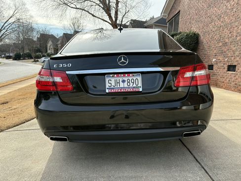 Used 2011 Mercedes-Benz E 350 Sedan image 10