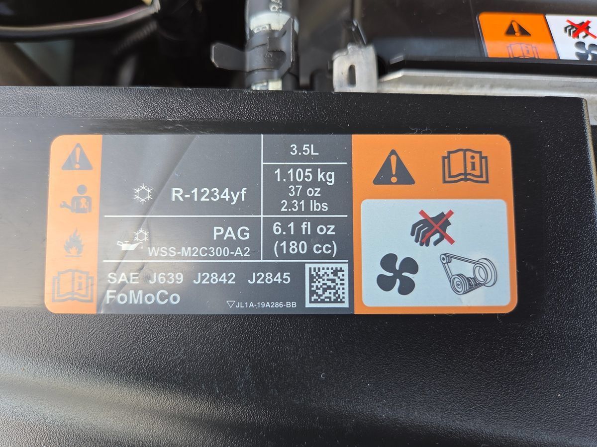 Used 2019 Ford Expedition Limited w/ Equipment Group 303A AWD/4WD image 66