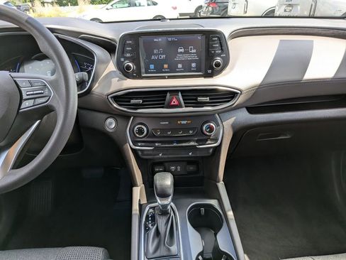 Used 2020 Hyundai Santa Fe SEL FWD image 16