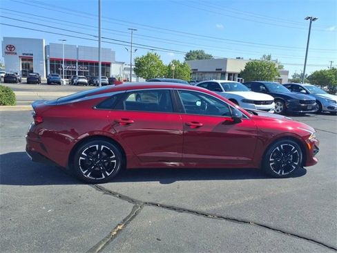 Used 2022 Kia K5 GT-Line image 8