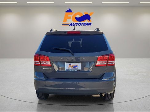 Used 2020 Dodge Journey SE w/ SE Popular Equipment Group image 4