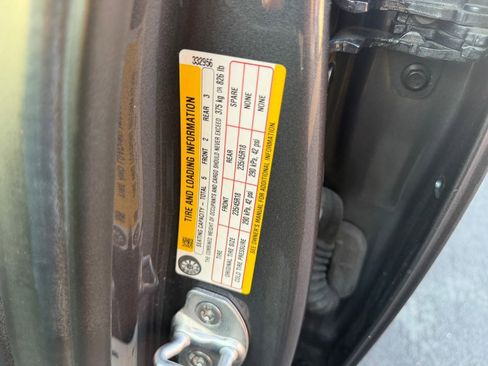 Used 2022 Tesla Model 3 Long Range image 54