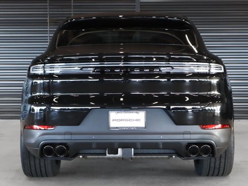 New 2026 Porsche Cayenne S AWD/4WD image 9