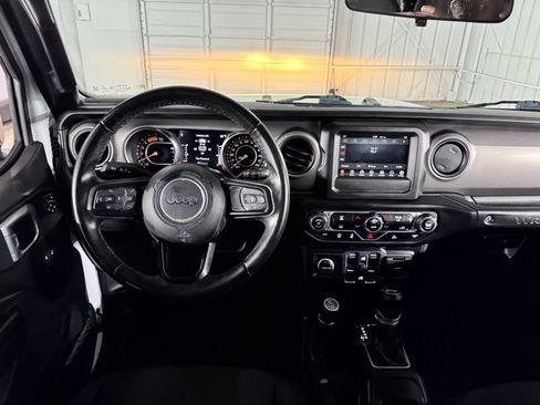 Used 2021 Jeep Wrangler Unlimited Sport AWD/4WD image 22