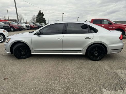 Used 2016 Volkswagen Passat 1.8T SE image 5