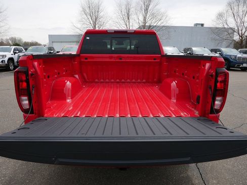 New 2026 GMC Sierra 1500 SLE w/ X31 Off-Road Package AWD/4WD image 26
