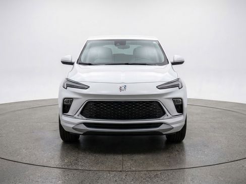 Used 2025 Buick Encore GX Preferred image 2