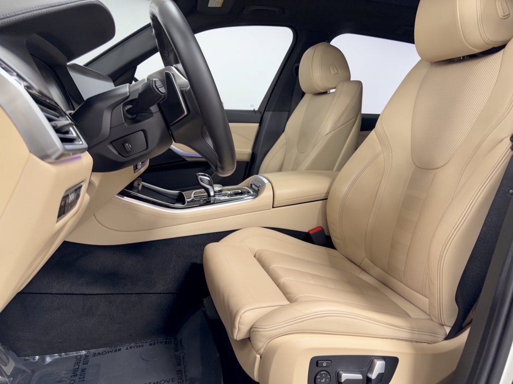 Used 2020 BMW X5 xDrive40i w/ M Sport Package AWD/4WD image 5