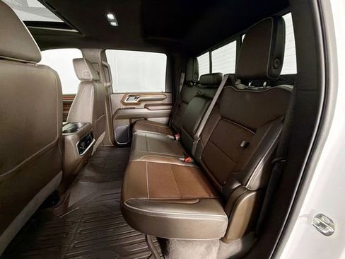 Used 2024 GMC Sierra 2500 Denali w/ Denali Reserve Package image 26