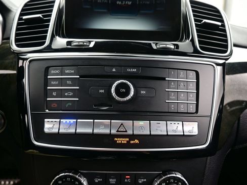 Used 2017 Mercedes-Benz GLE 43 AMG 4MATIC image 25
