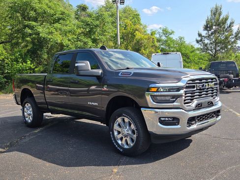 New 2026 RAM 2500 Big Horn AWD/4WD image 2