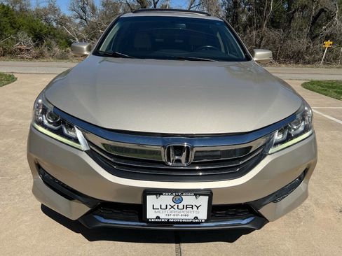 Used 2017 Honda Accord EX-L image 3