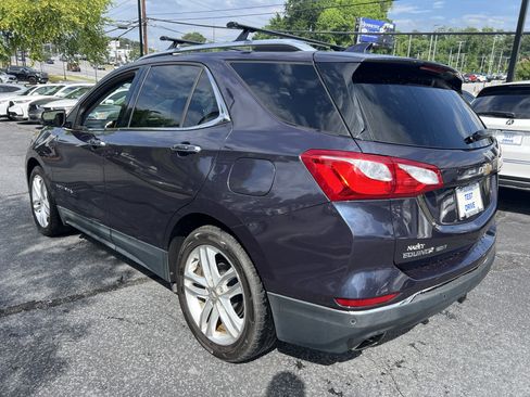 Used 2018 Chevrolet Equinox Premier FWD image 3