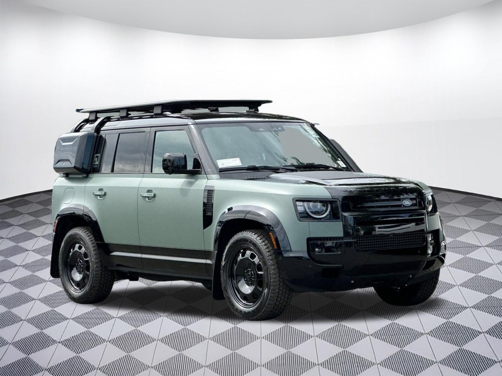 New 2026 Land Rover Defender 110 Trophy Edition AWD/4WD image 7
