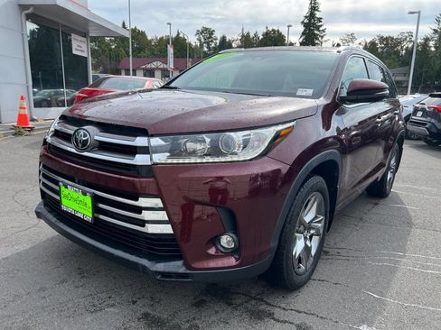 Used 2019 Toyota Highlander Limited Platinum AWD/4WD image 8