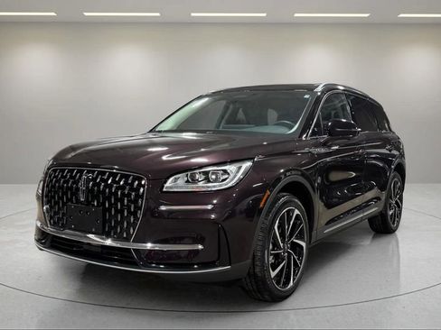 Certified 2023 Lincoln Corsair Reserve w/ Equipment Group 201A AWD/4WD image 18