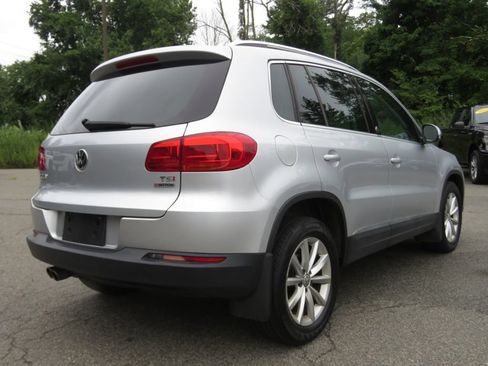 Used 2017 Volkswagen Tiguan Wolfsburg Edition AWD/4WD image 5