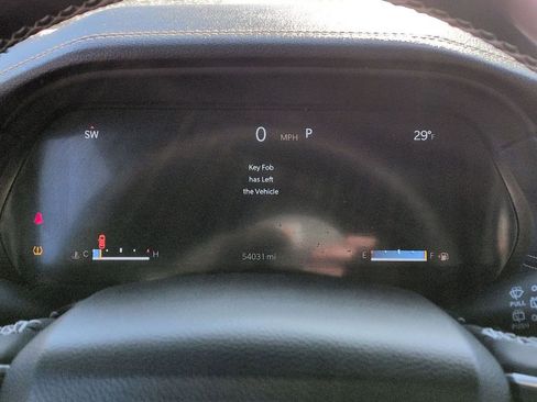 Used 2023 Jeep Grand Cherokee Limited w/ Luxury Tech Group II image 21