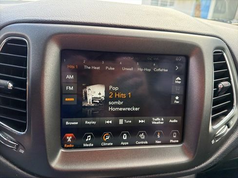 Used 2018 Jeep Compass Trailhawk w/ Leather Interior Group image 4