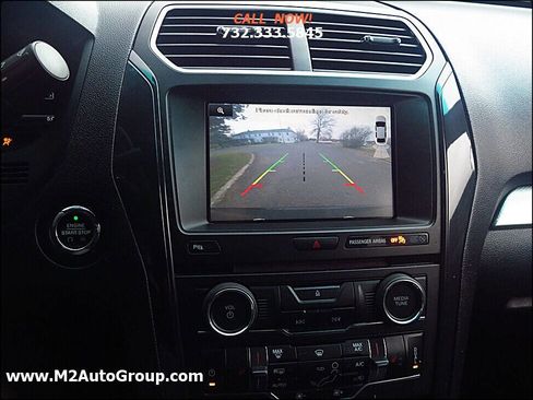 Used 2016 Ford Explorer XLT w/ Equipment Group 202A image 9