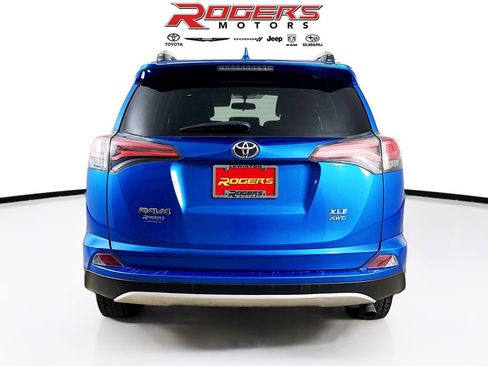 Used 2016 Toyota RAV4 XLE AWD/4WD image 12