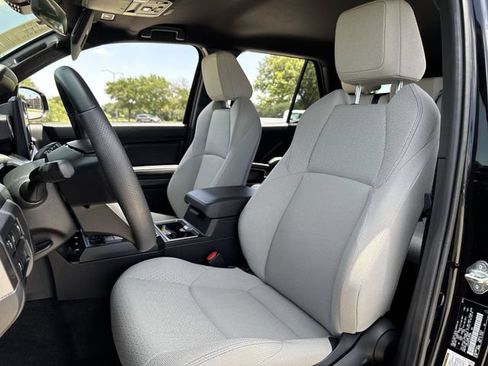 Used 2025 Toyota 4Runner SR5 RWD image 11