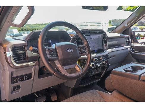 Used 2024 Ford F150 XLT w/ Tow/Haul Package image 11