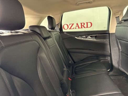 Certified 2023 Lincoln Nautilus AWD w/ Premium Package image 19