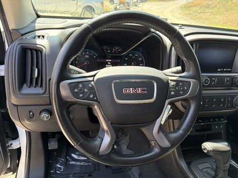 Used 2021 GMC Canyon AT4 w/ Driver Alert Package AWD/4WD image 23