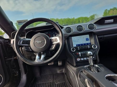 Used 2019 Ford Mustang GT Premium w/ Equipment Group 401A RWD image 6