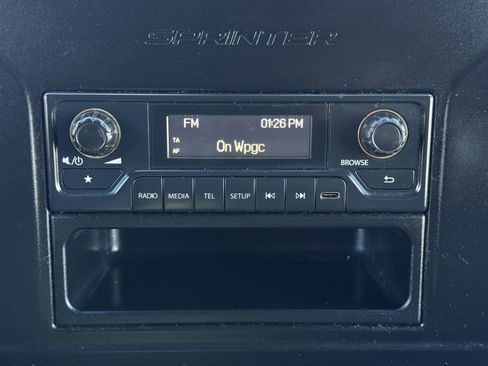 Used 2020 Mercedes-Benz Sprinter 2500 image 18