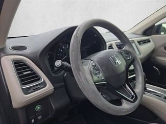 Used 2017 Honda HR-V EX video 3