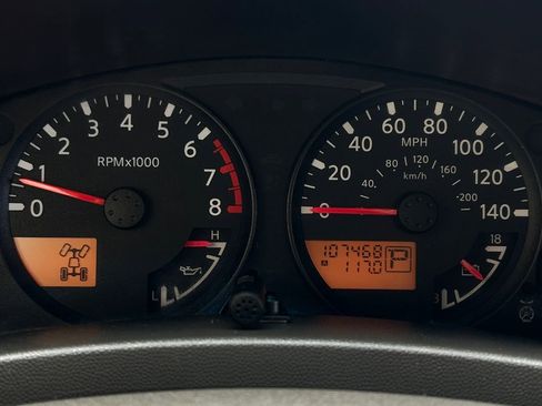 Used 2005 Nissan Frontier NISMO AWD/4WD image 19