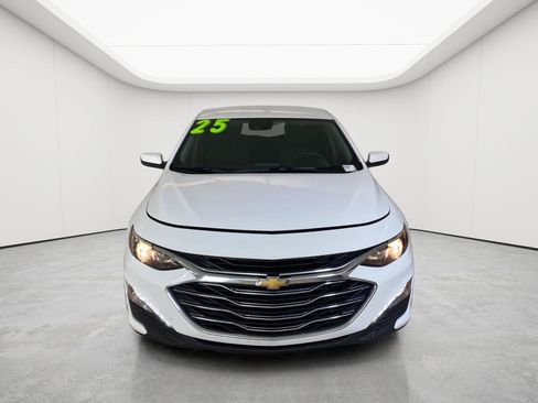 Certified 2025 Chevrolet Malibu LT FWD image 2