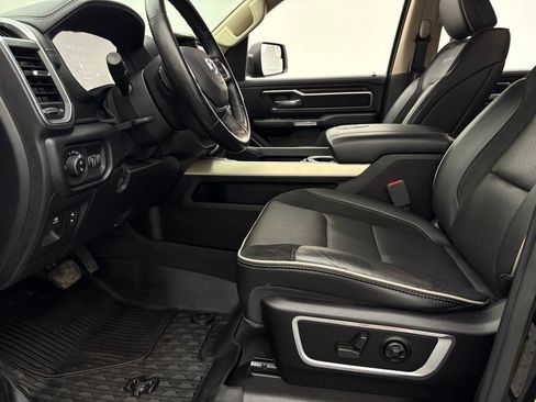 Used 2021 RAM 1500 Laramie AWD/4WD image 16