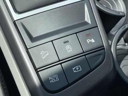 New 2026 Kia Sportage EX w/ EX Panorama Roof Package image 38