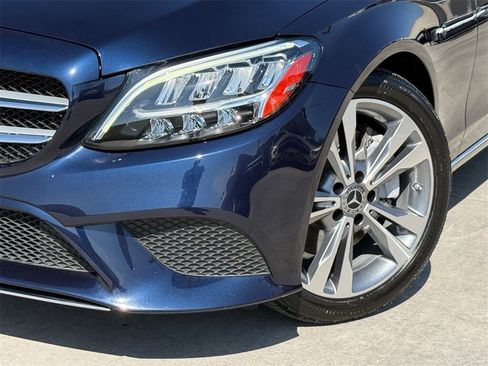 Used 2019 Mercedes-Benz C 300 Sedan image 2