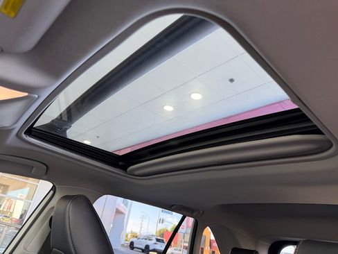 Certified 2022 Toyota RAV4 XLE Premium FWD image 23