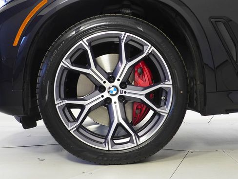Used 2023 BMW X5 xDrive40i w/ M Sport Package image 5