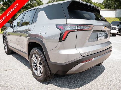 Used 2025 Chevrolet Equinox LT FWD image 5
